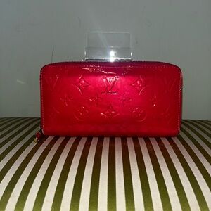 Louis Vuitton Red/Pink Wallet